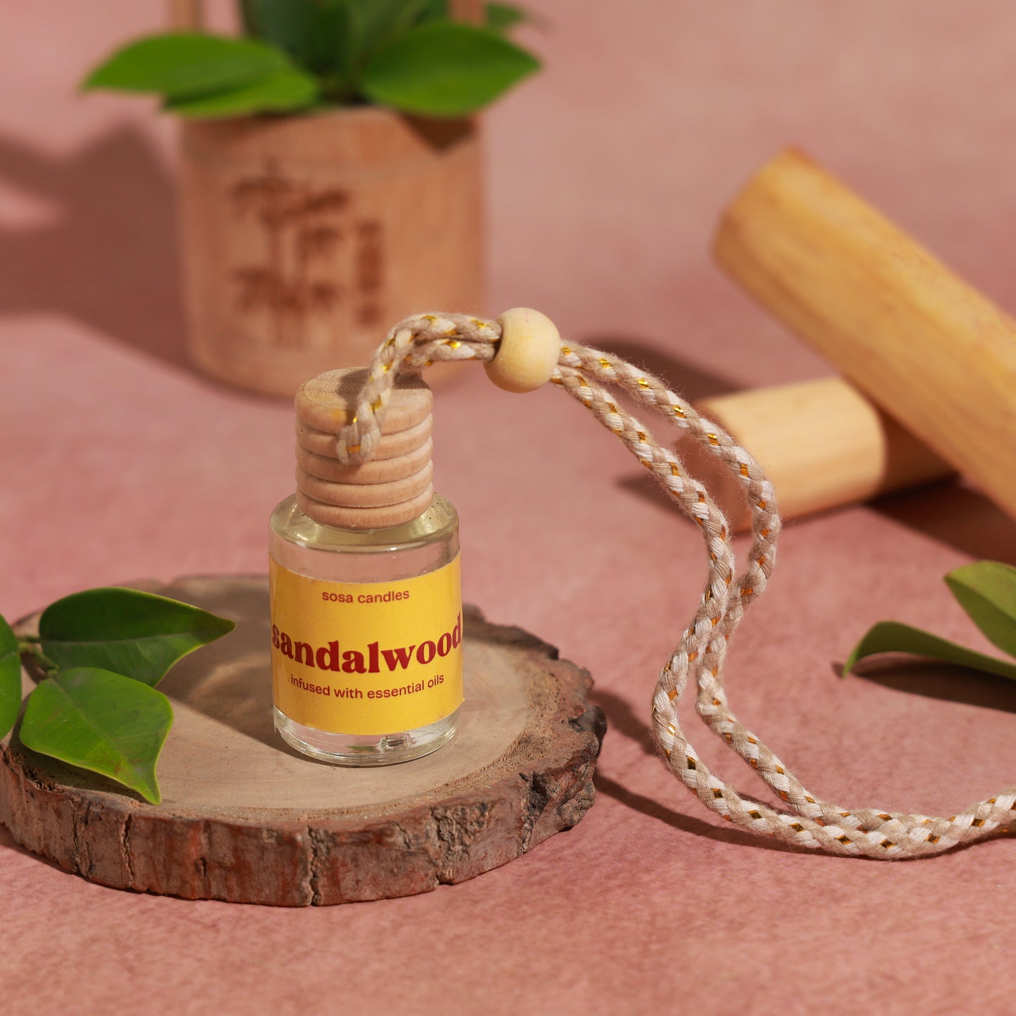 sandalwood hanging car freshener (12ml)