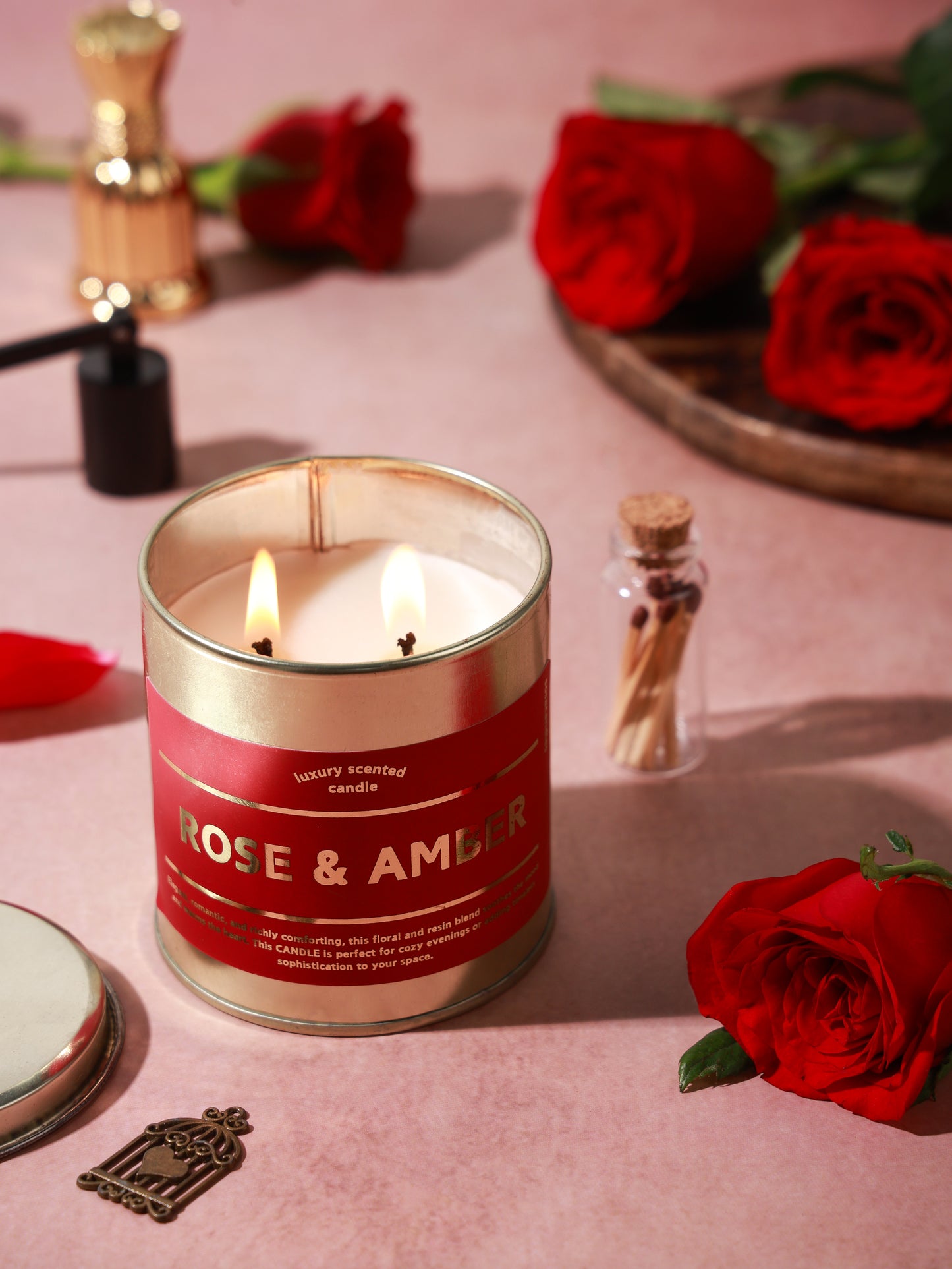 luxury gifting candle with warm scent
