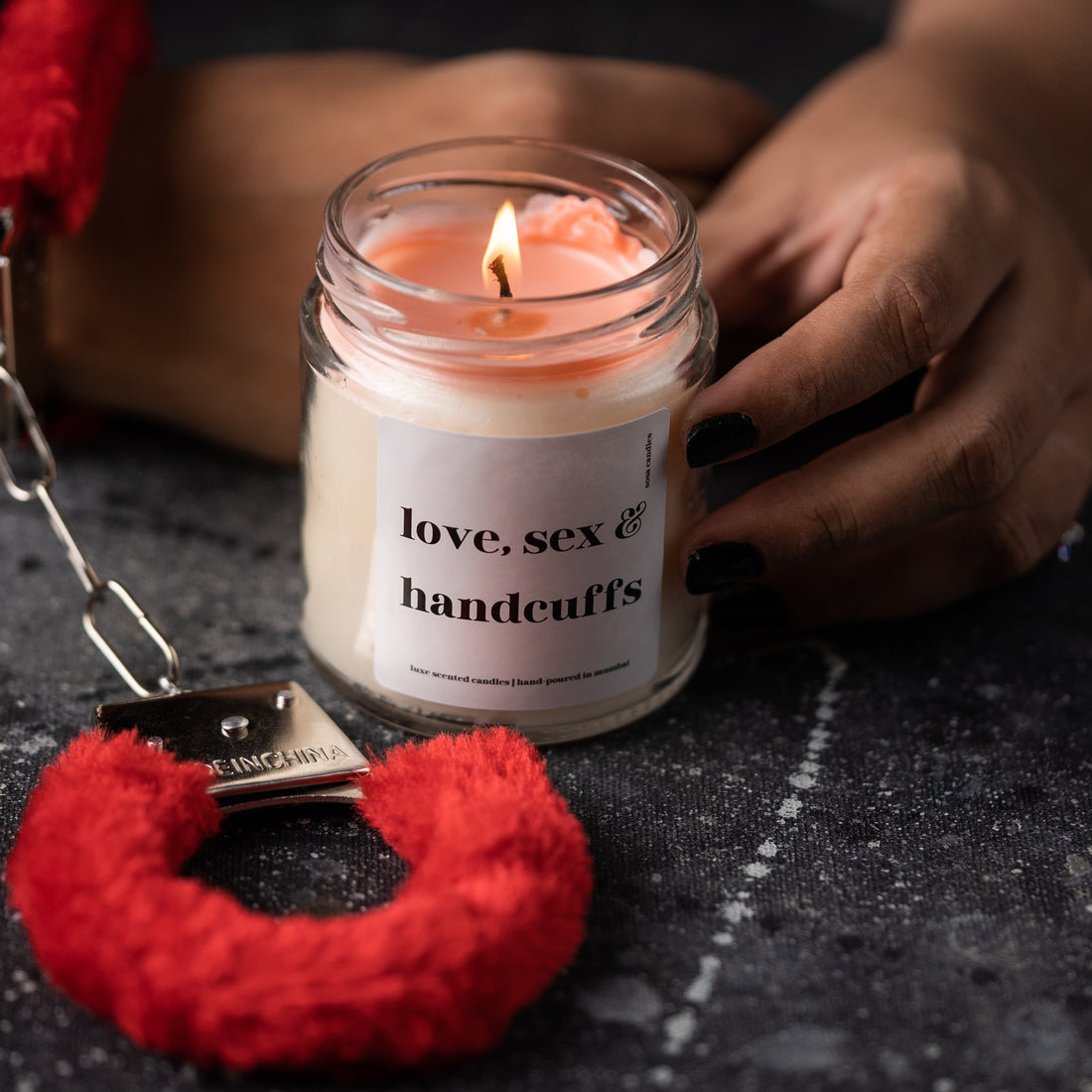 How to plan a romantic anniversary night at home