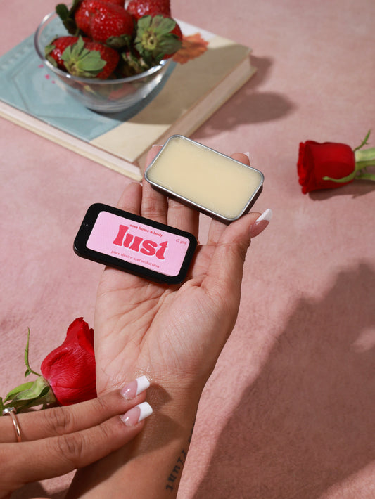 Long-lasting solid perfume: how it works and how to make it last