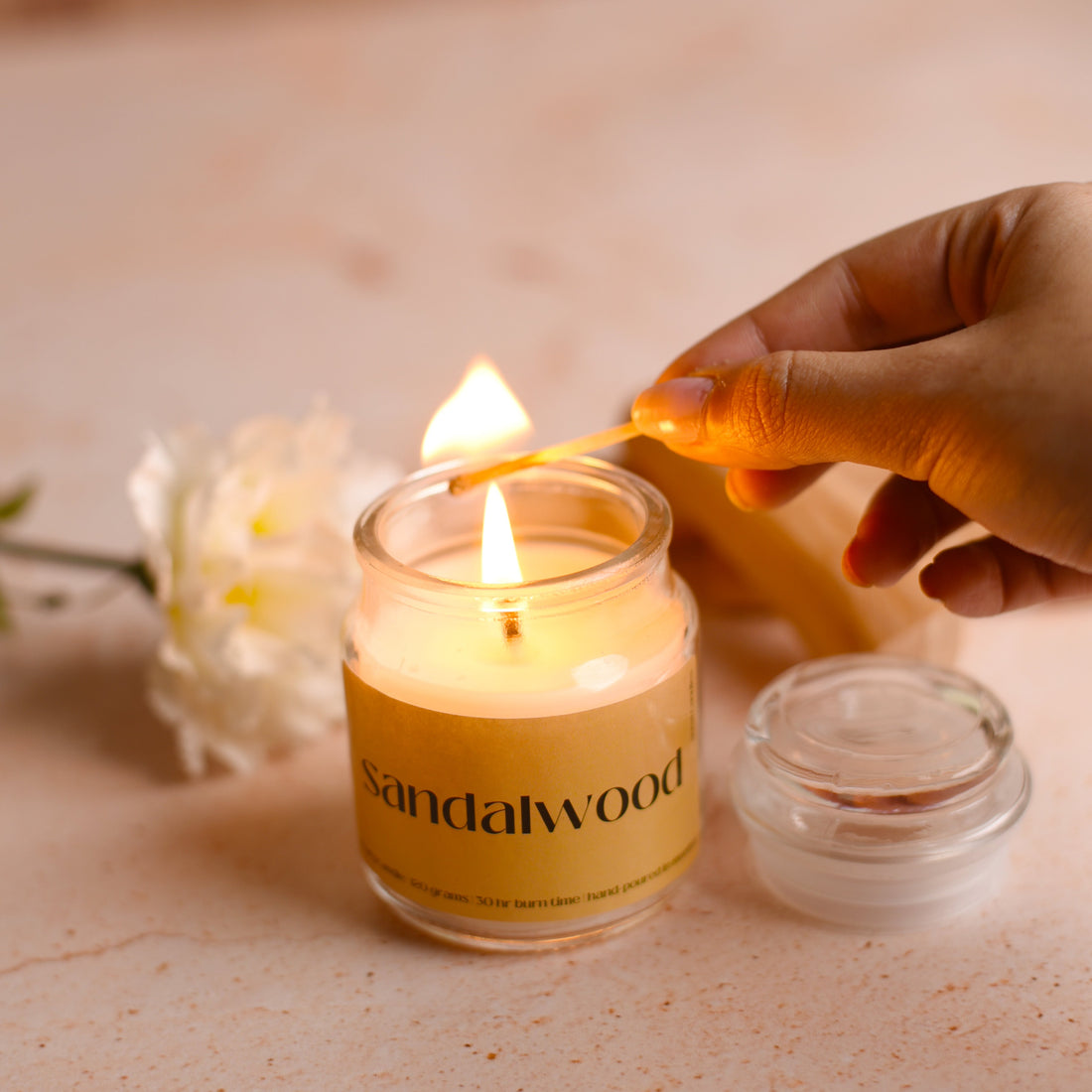 Best Scented Candle Gift for Your Wife: Warm, Romantic and Beautifully Made