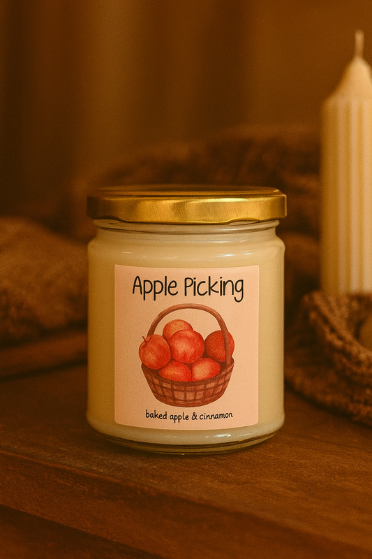 Apple Picking – Baked Apple & Cinnamon Scented Candle