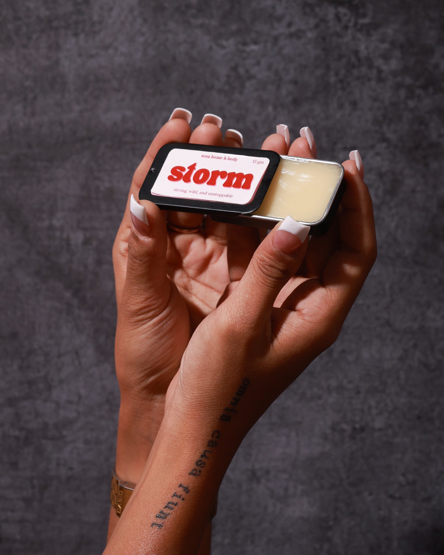 solid perfume for women in India travel-friendly