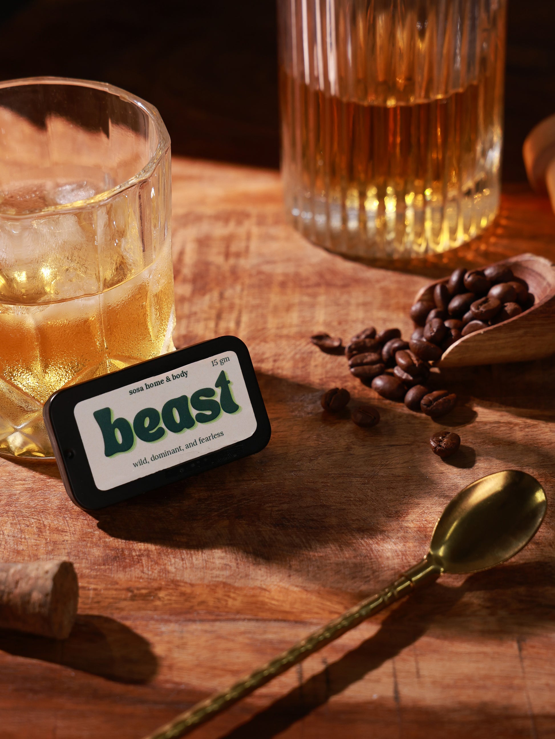luxury unisex solid fragrance with woody and coffee blend


